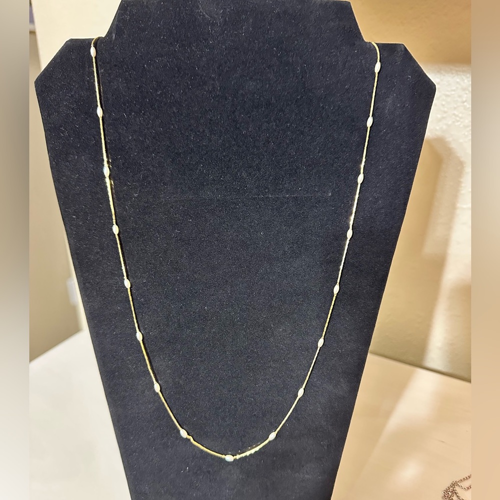 Costume gold 30” chain with faux fresh water pearls